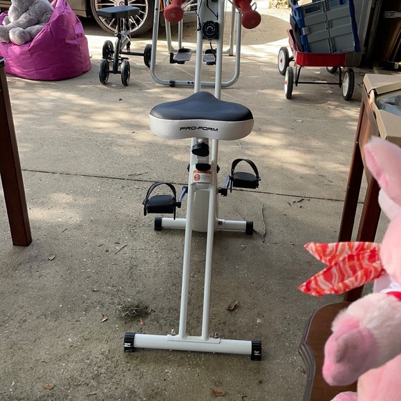 Bike exercise - Picture 2 of 4